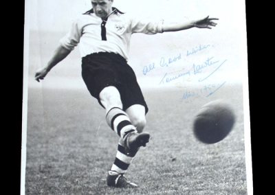 Tommy Lawton Signed Photo 1950